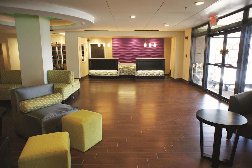 Hotel La Quinta By Wyndham Springfield Exterior foto